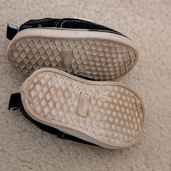unisex Infant size 3 elastic slip on canvas sneaker shoes baby Vans - Picture 4 of 4